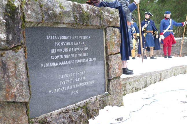 Monumentet över slaget vid Napo restes 1920. Bilden är från 300-årshögtiderna år 2014.