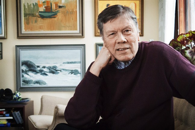 Sedan Rainer Nyberg insett riskerna med att använda trådlös teknik har han alltid sin telefon i flygplansläge.