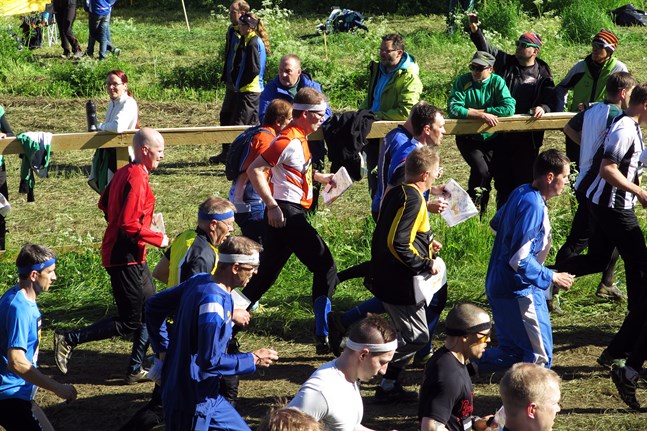 Det blir inga sådana här bilder från Rovaniemi 2020. Mammuttävlingen Jukola tvingas vika sig för coronaviruset och nu blir det ett nytt försök 2021 i stället – också då i Rovaniemi.