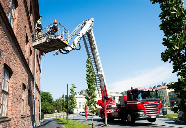 Arkivbild/ Räddningsverkets hävare (skylift).