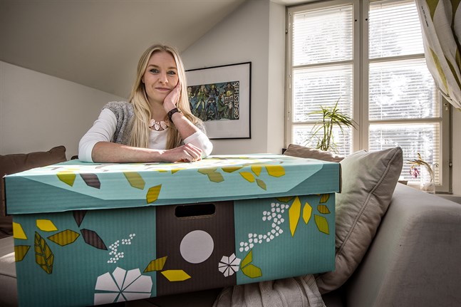 Ella Vahtiala hoppas att det finns mammor som är beredda att ställa upp för hennes projekt.