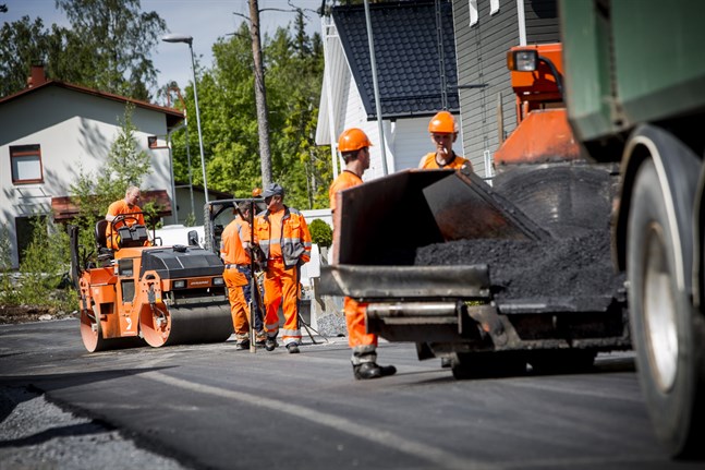 Nya gator är dyra. Vasa söker därför helst nya egnahemstomter där gatorna redan finns.