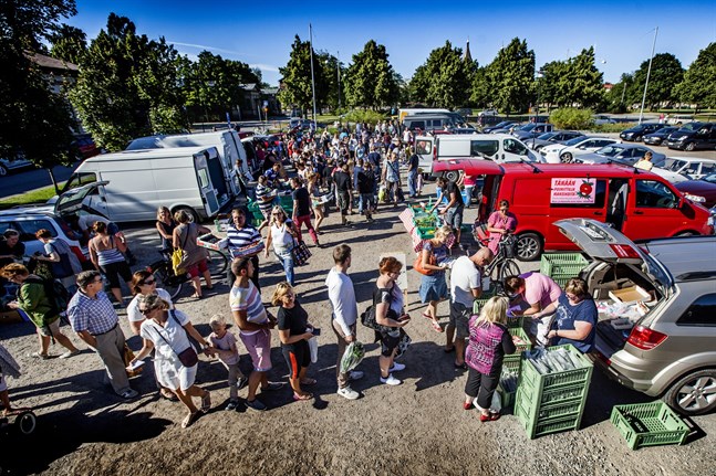 Reko har funnits i Vasa i sju år och bilden är tagen en betydligt varmare sommar, när man fortfarande fick köa nära varandra.