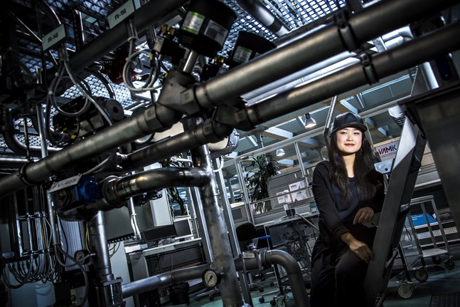 Hiroko Tsuchimoto i den miljö där hon ska göra ”Fading Smoke”.