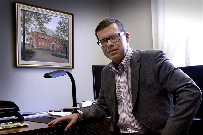 Markku Lumio avgick som stadsdirektör i Vasa år 2012. Nu är han i blåsten igen, men i Kauhava.