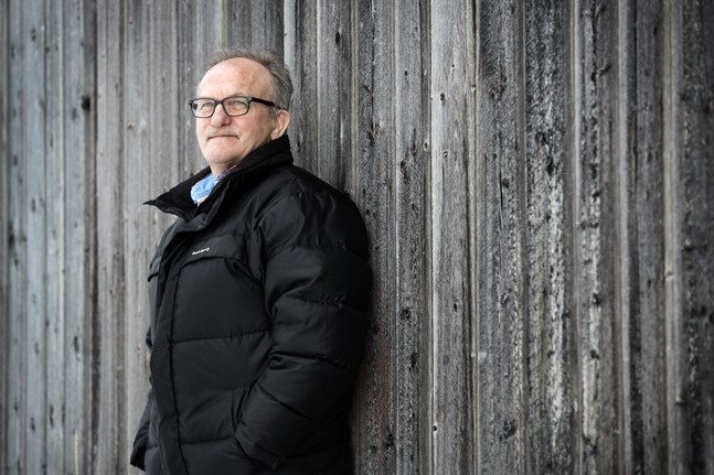 Hans Martin, från Sundom, var sångare i dansbandet Tommys 1980-2000. Bandet hade stora framgångar i Sverige och kom bland annat in på Svensktoppen. Martin har även haft framgångar som soloartist i Sverige och Norge.