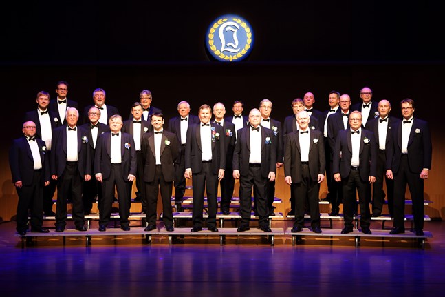 Laulu-Jaakot är en av körerna som uppträder på Lions Seniorkonsert på lördag.