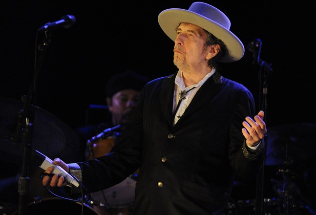 Bob Dylan har släppt en låt om mordet på John F Kennedy.