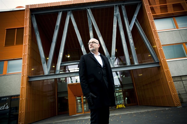 Tauno Kekäle har sagt upp sig från Vasa yrkeshögskola, som nu söker ny rektor och vd.