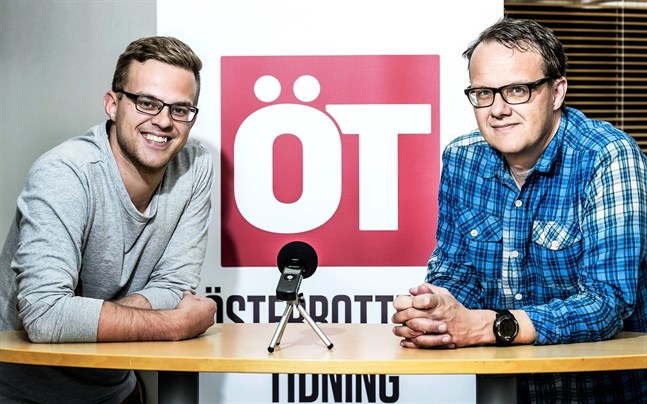 Fotbollspoddens Björn Bredbacka och Sören Bäck.