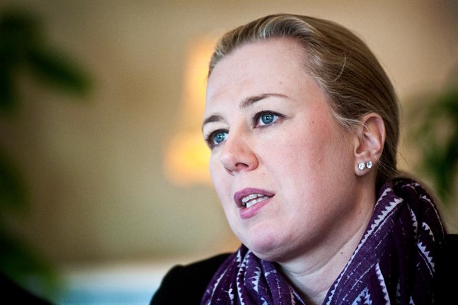 Jutta Urpilainen (SDP) talar på frihandelsseminariet i augusti.