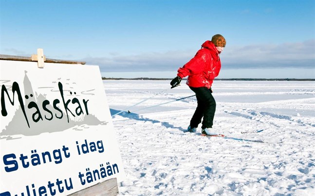 Ännu har verksamheten vid, och vägen till, Mässkär inte öppnat. Föreningen hoppas på vädret för ekonomins skull.