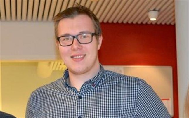 Svensk ungdoms Roberth Sjöström är nyvald ordförande för SFP:s fullmäktigegrupp i Närpes.