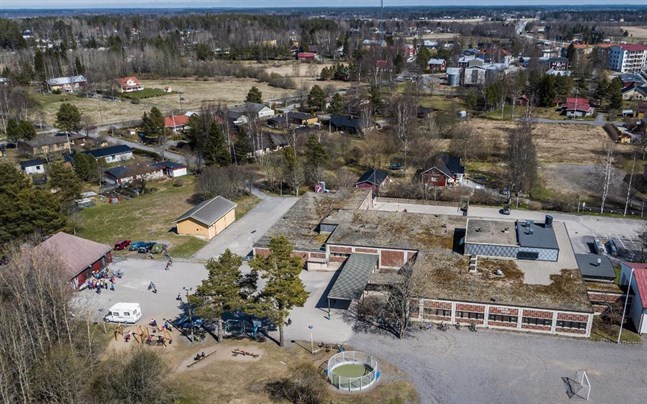 Om fullmäktige beviljar mer pengar på torsdag kan Kvevlax lärcenter börja byggas i juni.