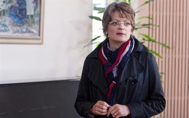 Förvaltningsdirektören Diana Söderbacka sliter normalt för att få ekonomin att balansera, men ändå hade Pedersörenejdens Kyrkliga Samfällighet ovanligt stora beskattningsbara inkomster 2019.