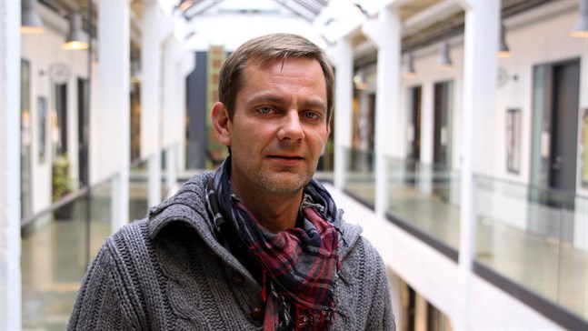 Peter Nynäs, prästvigd och professor, reagerade skarpt på insändaren i Syd-Österbotten och har fört saken till polisen för utredning.