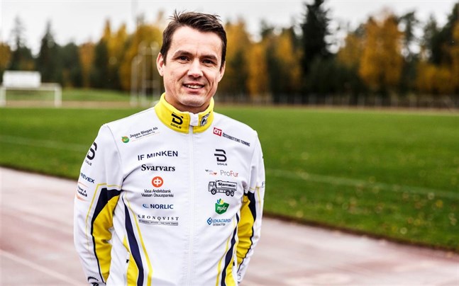 Minkens Tomas Wikblom kan konstatera att föreningens skidgarde försvagas när två herråkare kliver av.