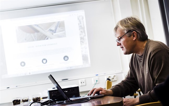 Topeliusgymnasiets rektor Stefan Kula är nöjd över resultatet i gymnasierankningen.