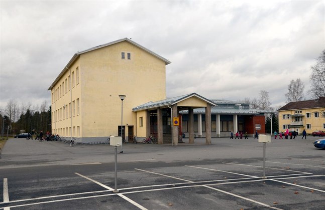 Överesse skola.