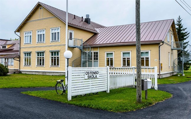 Vad händer med Östensös skolbyggnad? Det är en av många frågor som tjänstemännen förberett svar på inför måndagens infomöte.