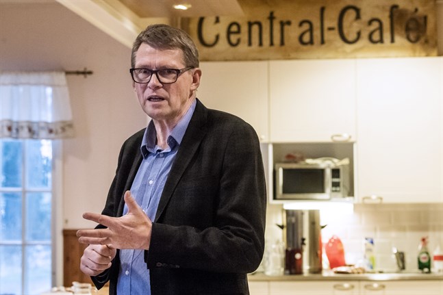 Arkivbild: Finansministern Matti Vanhanen (C).