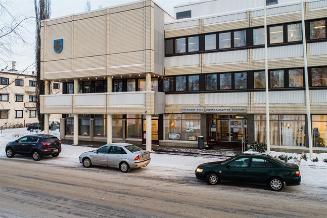 Stadshuset i Nykarleby.