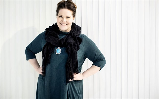 Isa Lindgren-Backman får både ett arbetsstipendium och ett ekonomiskt bidrag av Svenska kulturfonden.