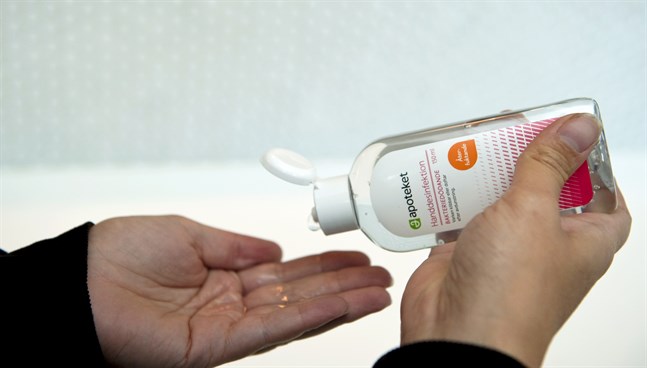 Handsprit hjälper till att skydda mot virus.