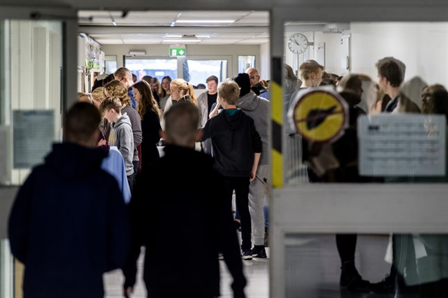 Det svenskspråkiga skolväsendet ska få ny direktör.