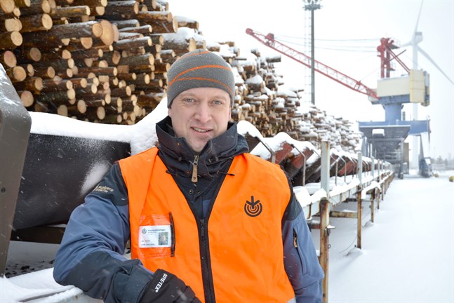 Virkesexporten har haft stor regional betydelse, enligt skogsvårdsföreningens verksamhetsledare Jan Slotte.