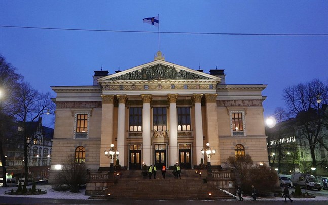 På onsdagen samlades regeringen i Ständerhuset för att diskutera hur man ska stoppa coronaviruset.