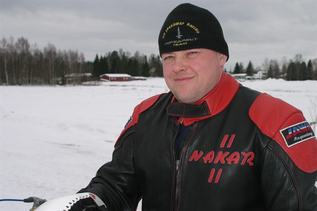 Karlebyföraren Christer Biskop tävlade i Sverige.