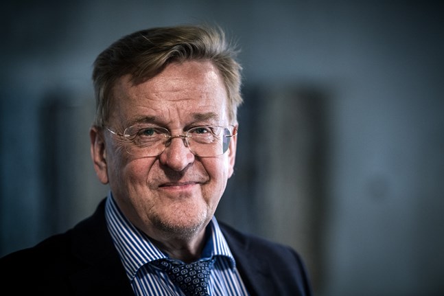Mellersta Österbottens företagares ordförande Kimmo Hanhisalo förväntar sig flera stödpaket.