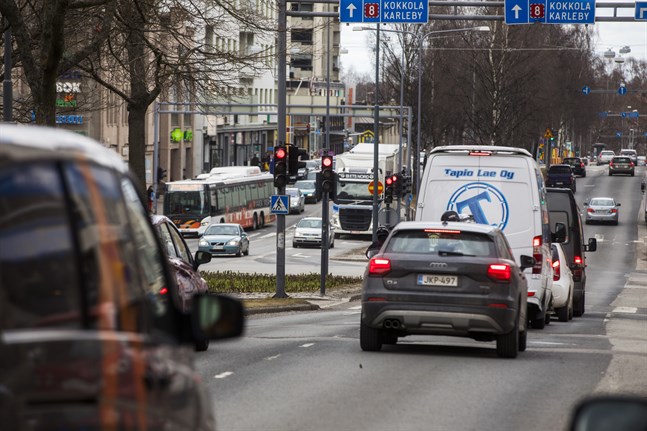 Grävarbete på Vasaesplanaden vid Nedre Torget kan orsaka trafikstockning i Vasa centrum mellan onsdag och fredag den här veckan.