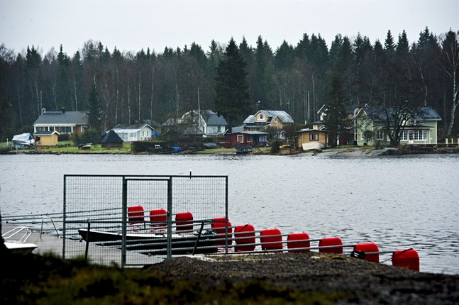 Staden har frågat de som är bosatta nära Östanfjärden vad de tycker. Majoriteten anser inte att det behövs fartbegränsningar till sjöss.