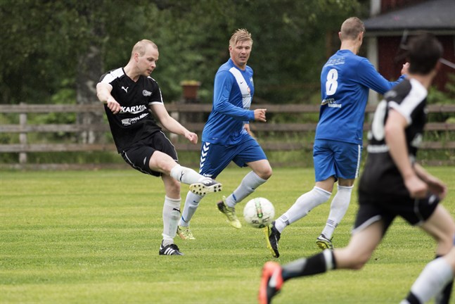 Seriesystemet för fotbollssexan har ändrats för resten av säsongen.