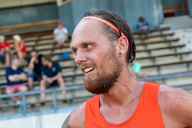Björn Sandler sprang personligt rekord på 3 000 meter i Alavo.