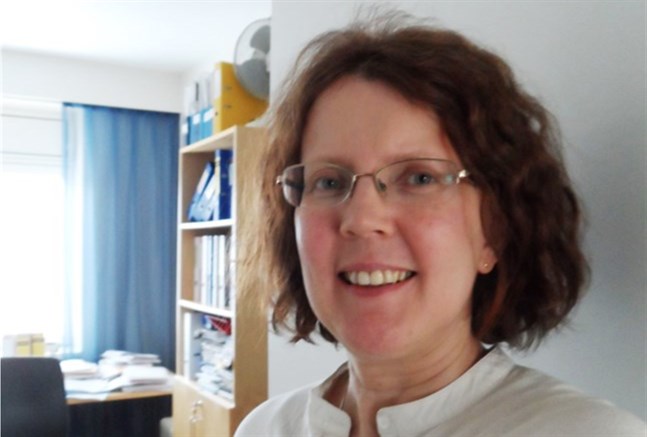 Psykosociala förbundets verksamhetsledare Bodil Viitanen uppmanar allmänheten att stöda insamlingen.
