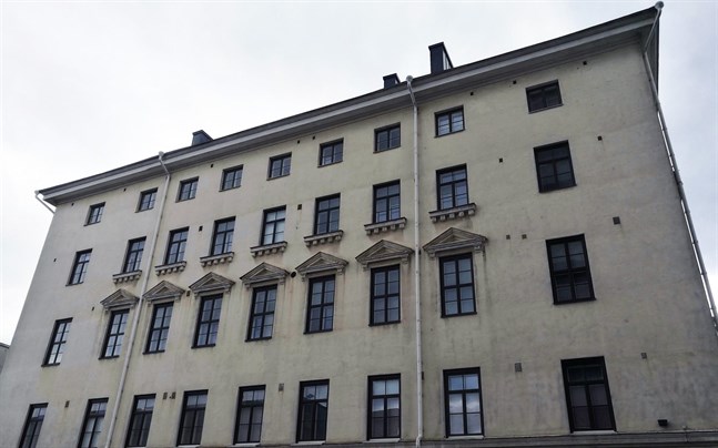 I många byggnader i Finland rapporteras problem med inomhusluften. Här ett i raden: U-byggnaden vid Åbo universitets centralsjukhus.