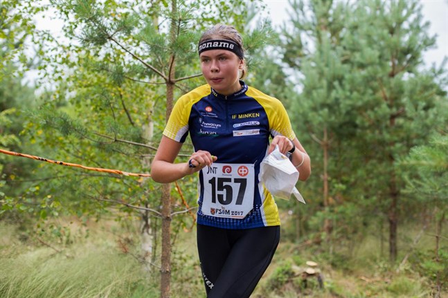 Amanda Strandvall vann sprintkvalet i sin åldersklass.