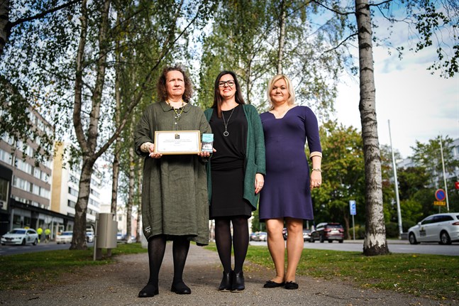 Anne Nymark, Mirja Palola och Tanja-Maria Davidov står för den operativa verksamheten på Taiga Chocolate.