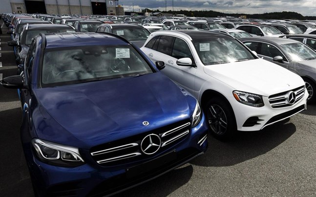 Neste och Veho tror sig ha hittat orsaken till varför en varningslampa börjat lysa på en del Mercedes-Benzbilar.