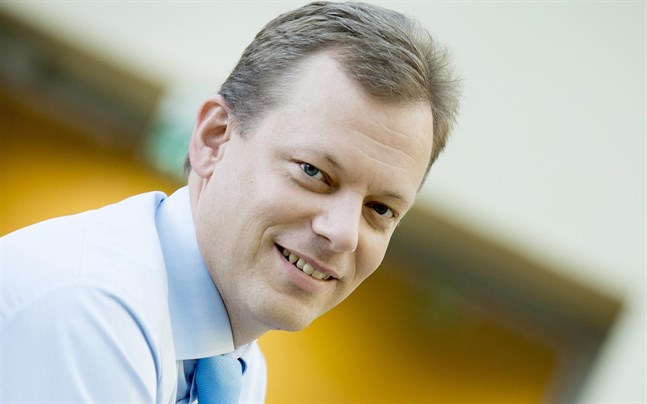 Roger Holm uppmanar fartygsägare att agera. Det blir bara dyrare att flytta fram besluten.