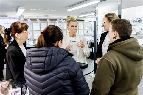 efva attling återförsäljare efva attling återförsäljare