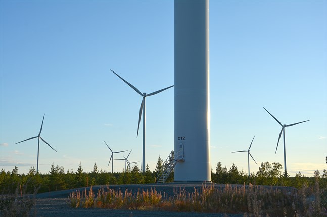 EPV:s största vindkraftspark finns i Ömossa, Krisitnestad. Nu kom det formella beslutet om investering i Norrskogen i Närpes, där kraftverken blir färre, men får betydligt högre effekt per enhet.