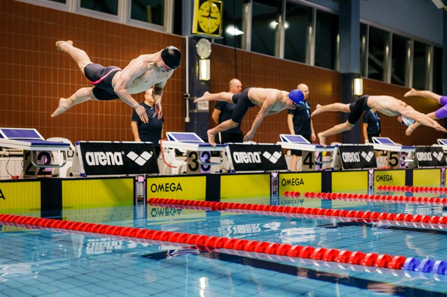 Alex Lydman, närmast i bild, säkrade ännu en medalj i FM.