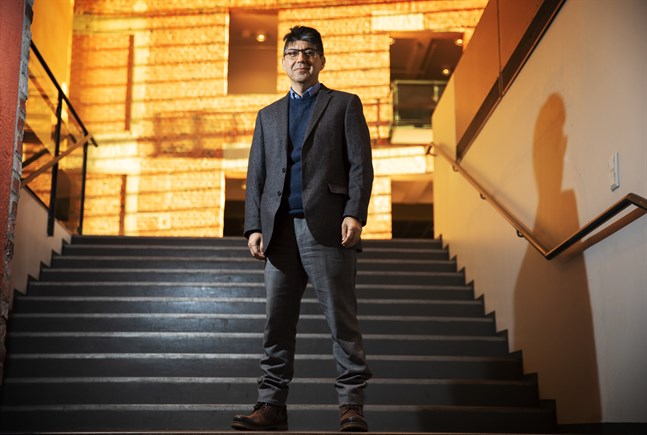 Barn- och ungdomspsykiatern Hassan Jaghoory ser allvarligt på att barn- och ungdomar inte samlar tillräckligt med energi inför skolstarten.