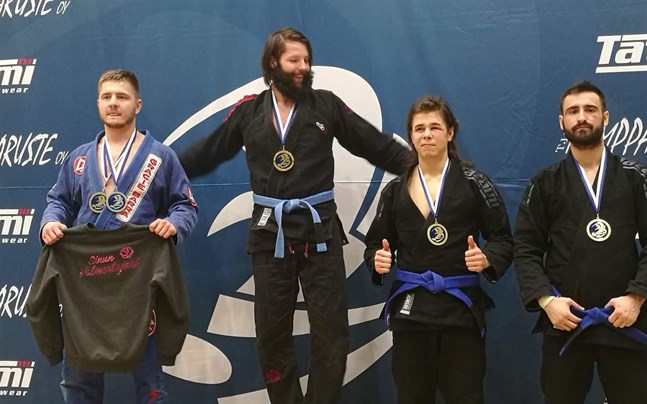 Oskar Svels är färsk finländsk mästare i öppen klass i brasiliansk jiu-jitsu. Den klassen har mest prestige enligt honom.