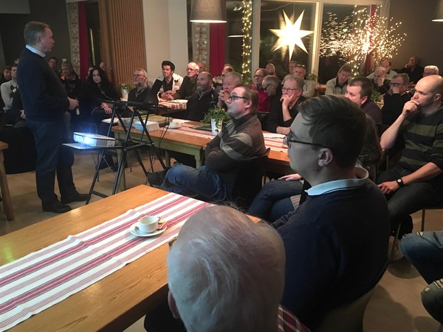 För ett år sedan presenterades Energiequlles planer på vindkraft för berörda markägare i Nykarleby, där staden nu inleder planläggningen för vindparken där bolaget vill bygga 26 vindkraftverk.