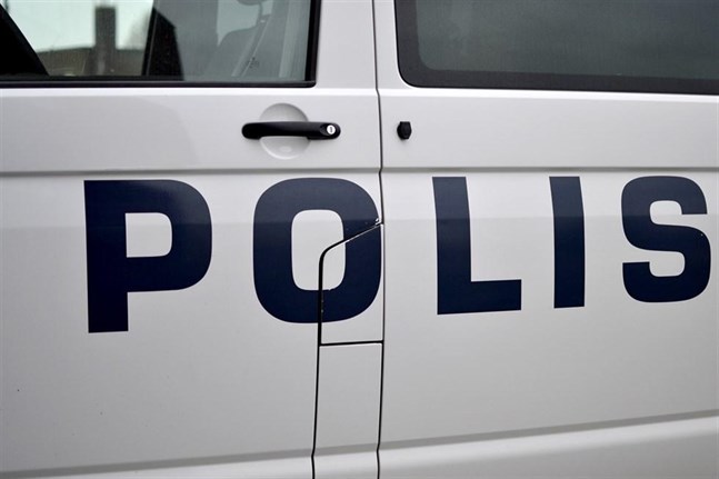 Polisen i Österbotten letade efter en försvunnen man på fredagen.